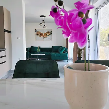 Alen Apartment Draga Bašćanska