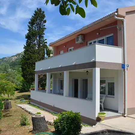 Apartment Alen