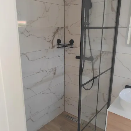 Appartement Alen Draga Bašćanska