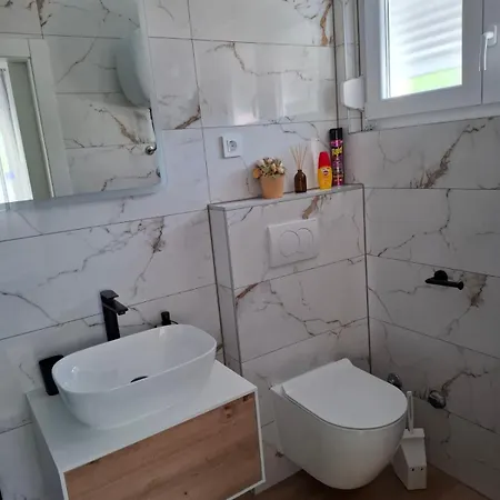 Appartement Alen Draga Bašćanska